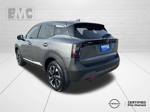 Used 2025 Nissan Kicks SV w/ Charging Package AWD/4WD image 4