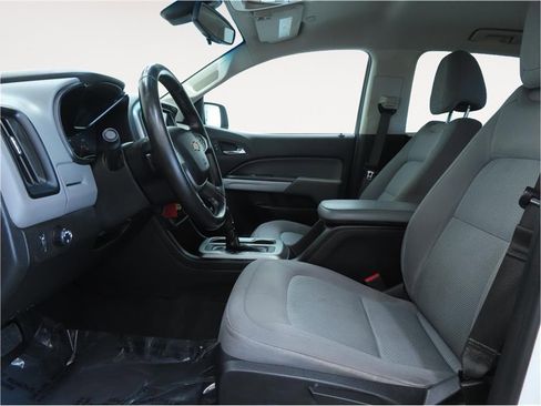Used 2019 Chevrolet Colorado LT image 9