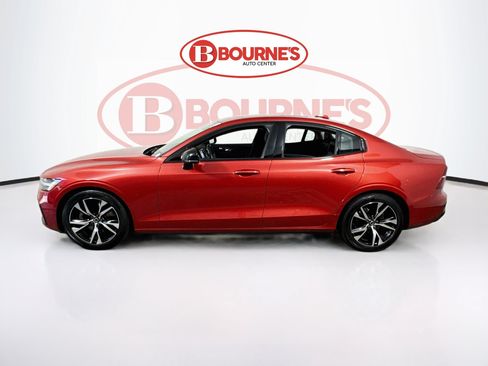 Used 2024 Volvo S60 B5 Core AWD/4WD image 7