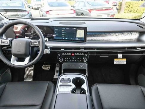 New 2026 Hyundai Ioniq 9 Calligraphy AWD/4WD image 14