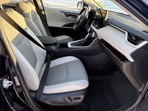 Used 2024 Toyota RAV4 Limited image 21