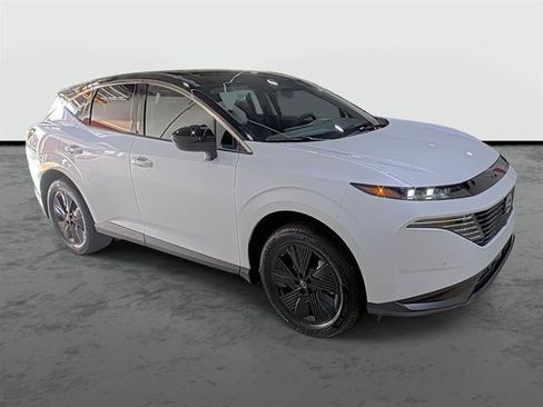 Used 2025 Nissan Murano SV AWD/4WD image 5