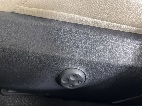 Certified 2023 Mercedes-Benz C 300 C 300 image 4