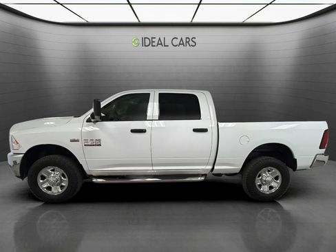 Used 2018 RAM 2500 Tradesman w/ Chrome Appearance Group AWD/4WD image 8