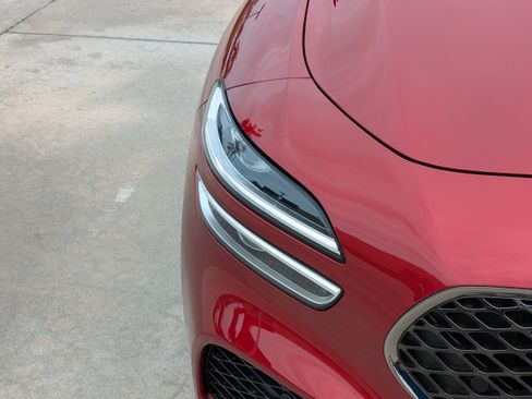 Certified 2023 Genesis G70 2.0T w/ Sport Prestige Package RWD image 7