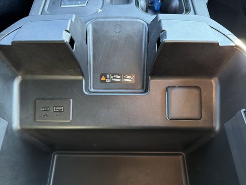 Used 2024 GMC Sierra 2500 AT4 w/ AT4 Premium Plus Package image 23