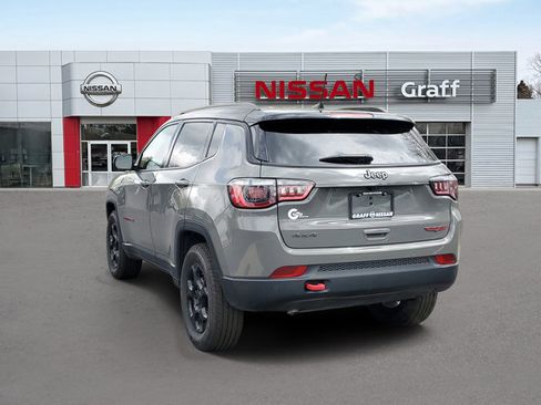 Used 2023 Jeep Compass Trailhawk w/ Trailhawk Convenience Group AWD/4WD image 4