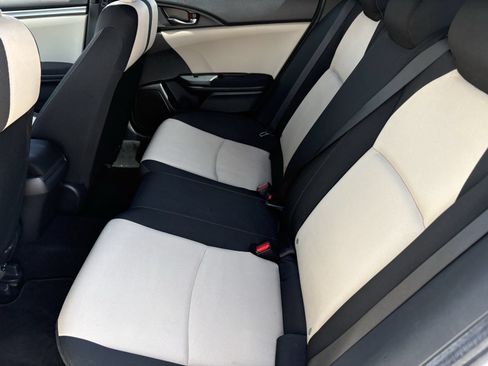 Used 2018 Honda Civic Sport image 21