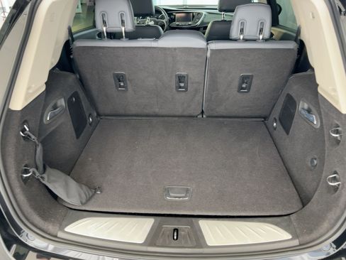 Used 2020 Buick Envision Essence w/ LPO, Cargo Package image 27