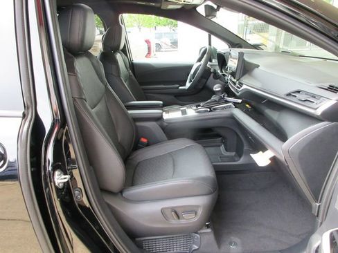New 2026 Toyota Sienna Platinum AWD/4WD image 30