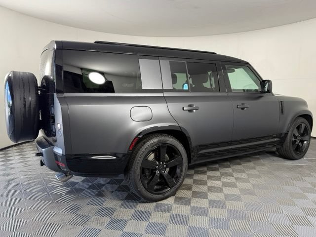 New 2026 Land Rover Defender 130 V8 AWD/4WD image 7