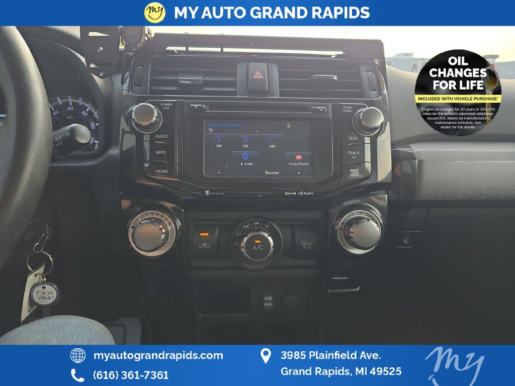 Used 2017 Toyota 4Runner TRD Off-Road Premium AWD/4WD image 20