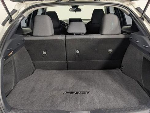 Used 2020 Toyota C-HR LE image 18