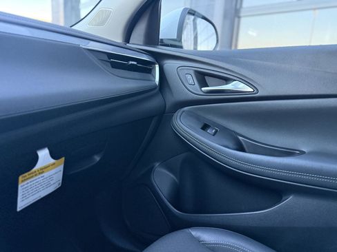 Used 2024 Buick Encore GX Preferred image 10