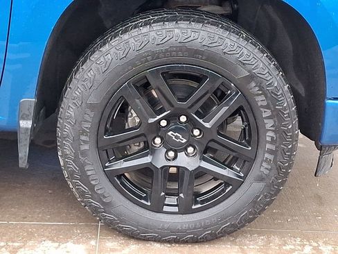 Used 2023 Chevrolet Silverado 1500 Custom w/ Rally Edition image 8