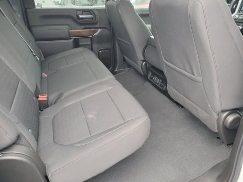 Used 2022 GMC Sierra 2500 SLE w/ SLE Value Package; AWD/4WD image 19
