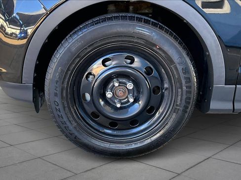 Used 2016 Ford Escape S image 9