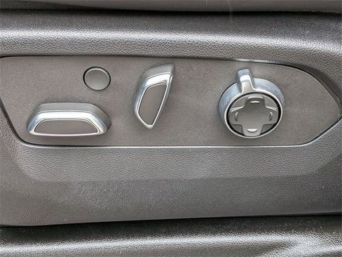 Certified 2023 Cadillac Escalade V w/ LPO, ONYX Package image 19