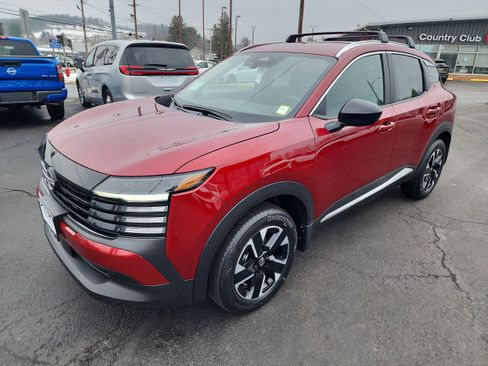 New 2026 Nissan Kicks SV image 4