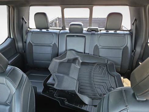 Used 2023 Ford F150 Raptor AWD/4WD image 34