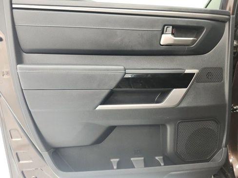 Used 2024 Toyota Tundra Limited image 9