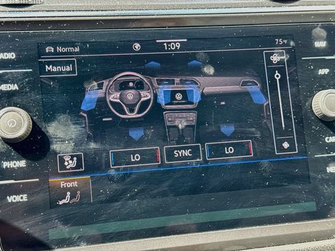 Certified 2023 Volkswagen Tiguan SEL R-Line AWD/4WD image 18