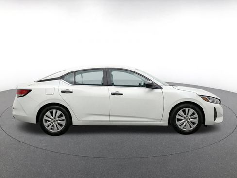 Used 2025 Nissan Sentra S FWD image 14