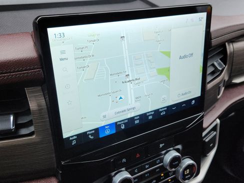 Used 2024 Ford Expedition Limited image 20