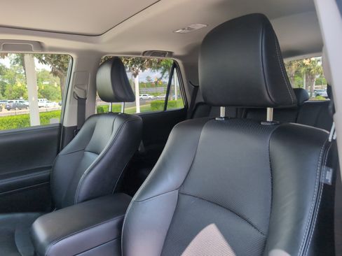 Used 2023 Toyota 4Runner Limited AWD/4WD image 41