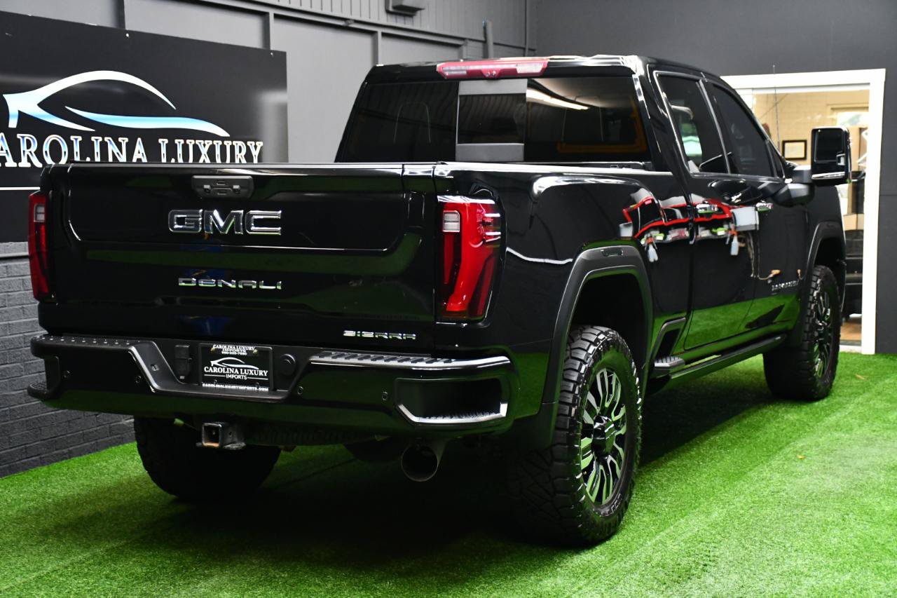 Used 2024 GMC Sierra 2500 Denali Ultimate AWD/4WD image 16