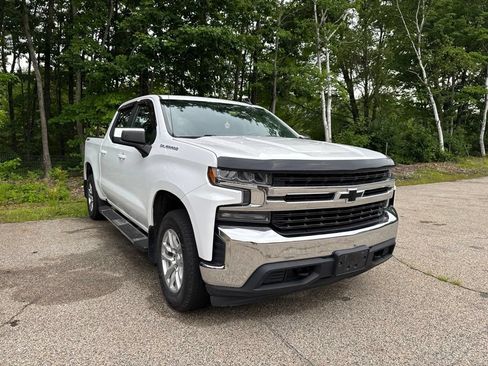Used 2021 Chevrolet Silverado 1500 LT AWD/4WD image 2
