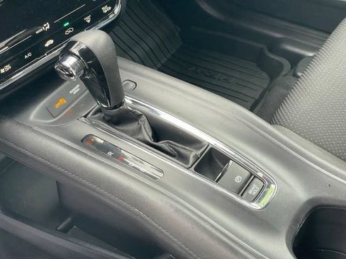 Used 2019 Honda HR-V EX image 26