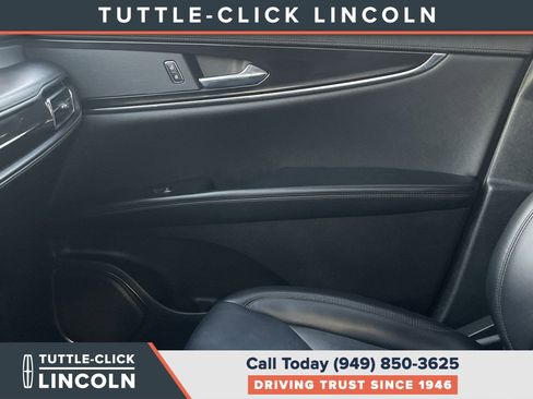 Certified 2021 Lincoln Nautilus FWD w/ Equipment Group 101A image 21