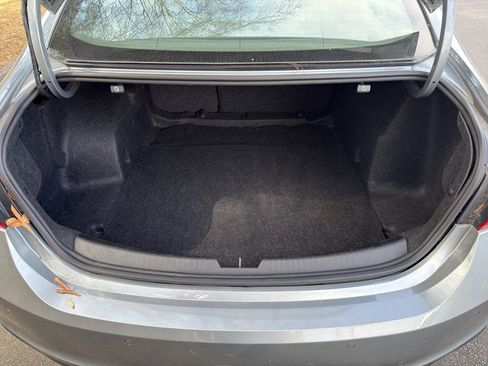 Used 2024 Chevrolet Malibu LT image 8