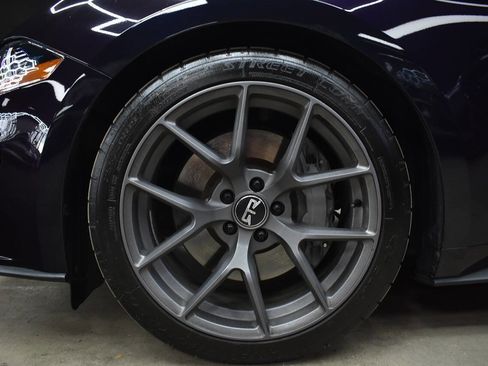 Used 2022 Ford Mustang GT RWD image 11