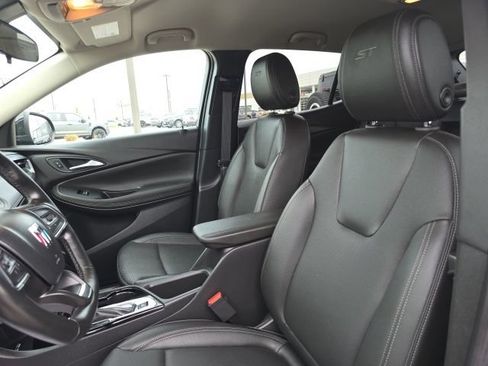 Used 2024 Buick Encore GX Sport Touring w/ Comfort Package AWD/4WD image 13