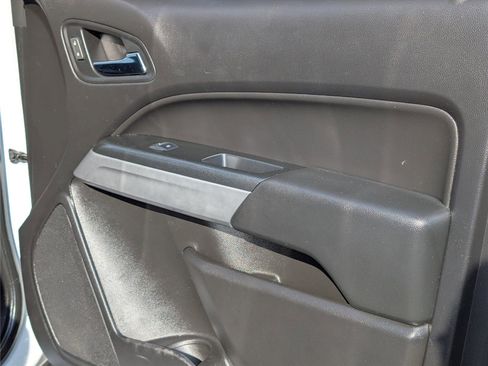 Used 2018 Chevrolet Colorado ZR2 AWD/4WD image 32