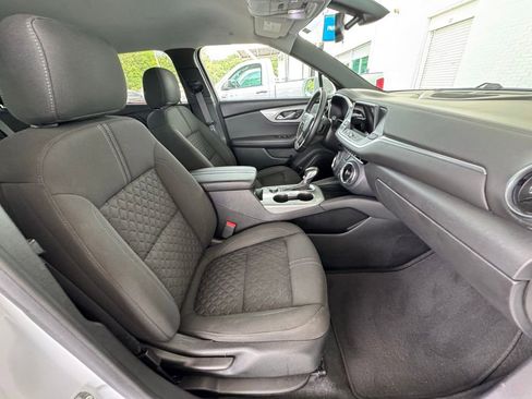 Used 2020 Chevrolet Blazer LT FWD image 18