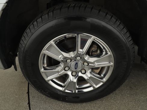 Used 2015 Ford F150 XLT w/ Equipment Group 302A Luxury image 8