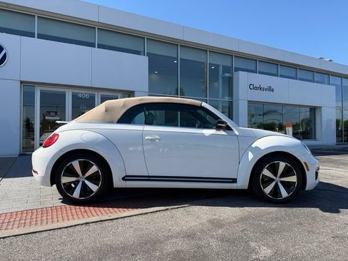 Used 2013 Volkswagen Beetle 2.0T FWD image 7