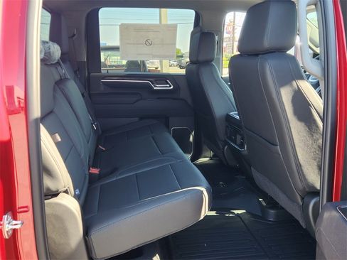 New 2025 GMC Sierra 2500 SLT image 10