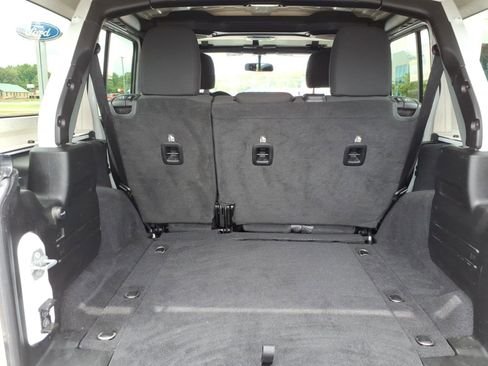 Used 2021 Jeep Wrangler Unlimited Sport AWD/4WD image 6