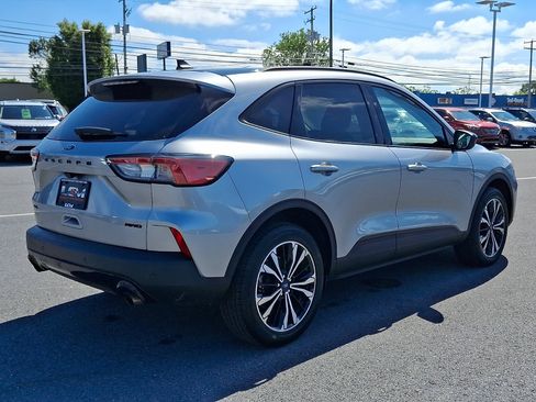 Used 2022 Ford Escape SEL w/ SEL Stealth AWD Package image 5