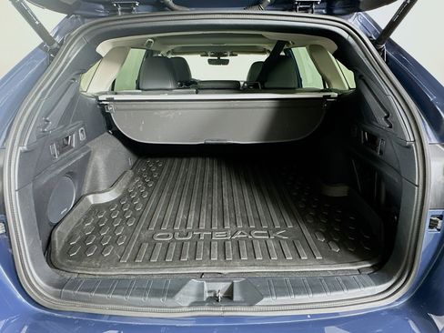 Used 2025 Subaru Outback Onyx Edition AWD/4WD image 28