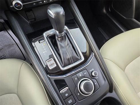 Used 2020 MAZDA CX-5 Touring image 24