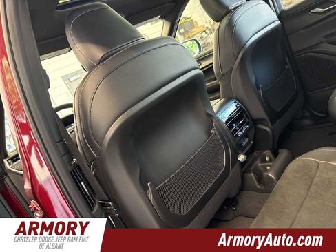 New 2025 Jeep Grand Cherokee L Altitude image 26