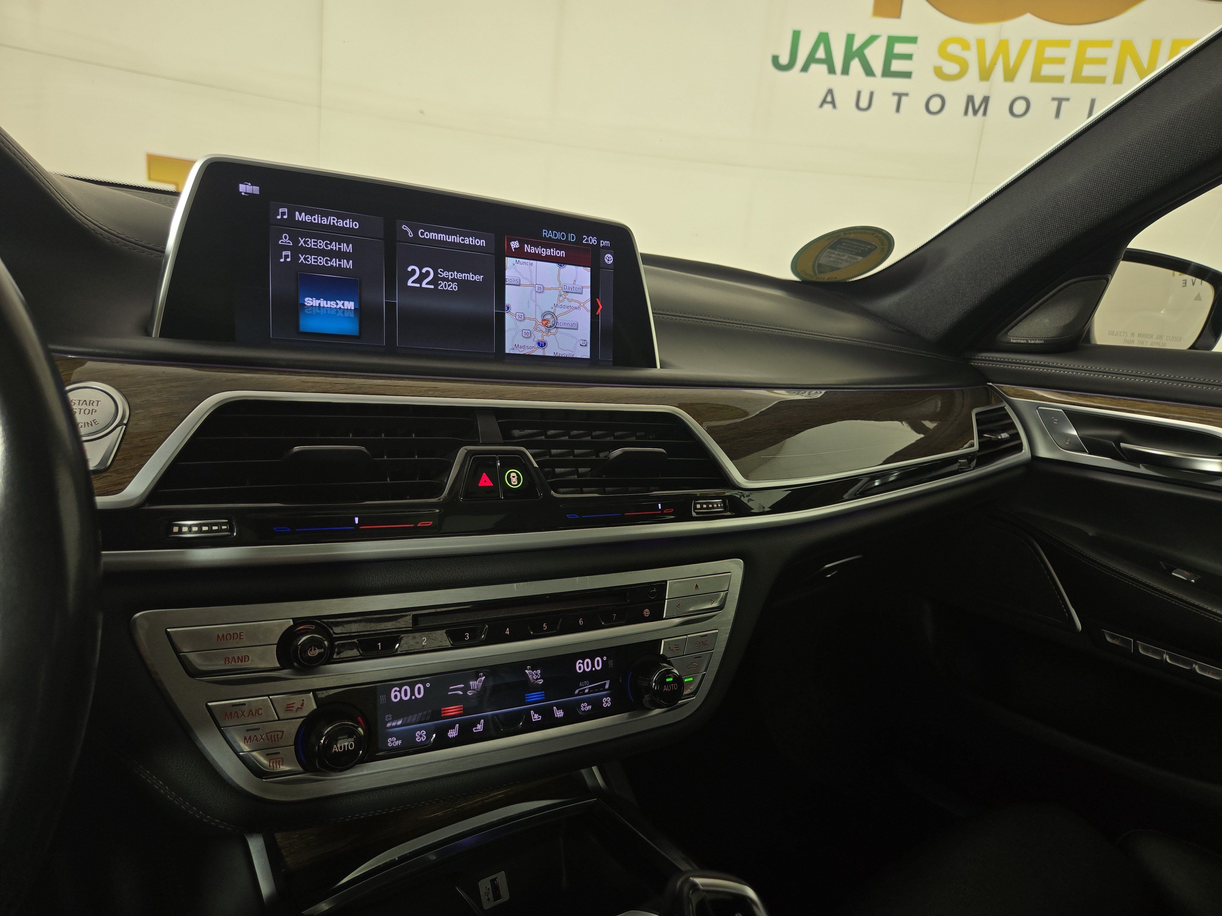 Used 2018 BMW 750i xDrive AWD/4WD image 23
