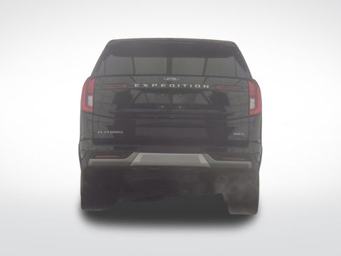 Certified 2025 Ford Expedition Max Platinum image 6