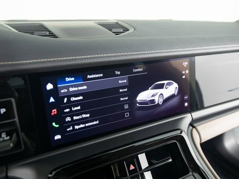 Certified 2025 Porsche Panamera 4 image 23