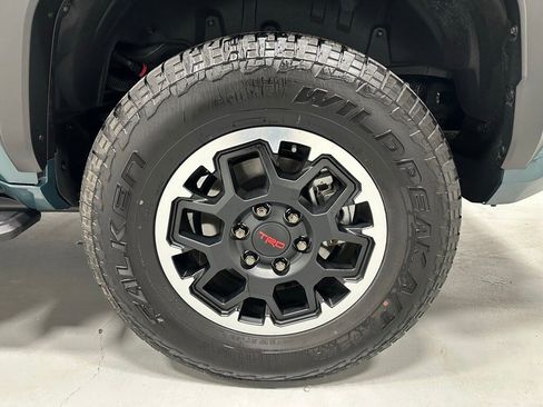 Used 2025 Toyota 4Runner TRD Off-Road image 58